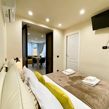 Piramide Romantic * Rom