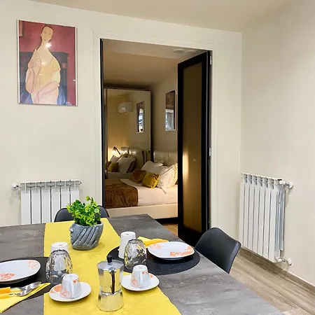 Piramide Romantic Apartment